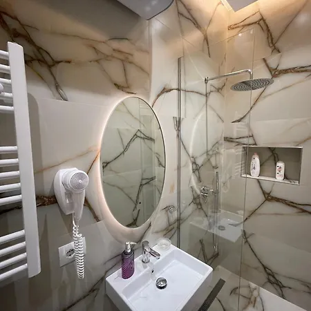 15 - Center Hotel Tirana