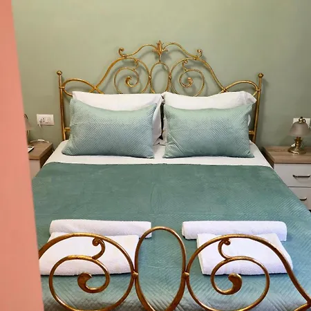 15 - Center Hotel 4*
