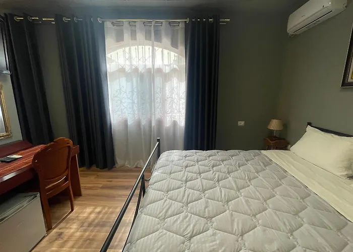 15 - Center 4* Tirana