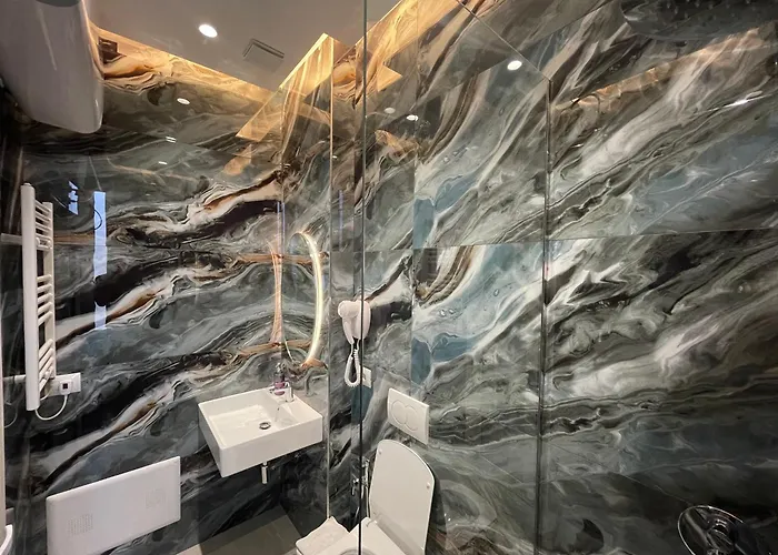 15 - Center Hotel Tirana