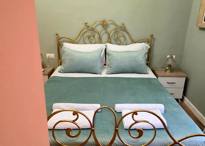 15 - Center Hotel 3*