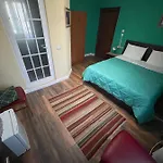 15 - Center Hotel