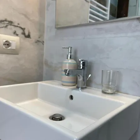 15 - Center Ξενοδοχείο 4*