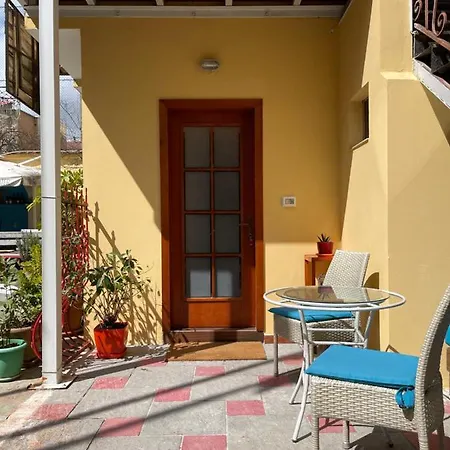15 - Center 4* Τίρανα
