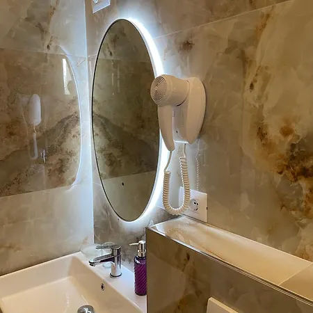 15 - Center Hotel Tirana