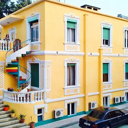 15 - Center Tirana