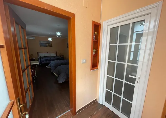 15 - Center Ξενοδοχείο 3*