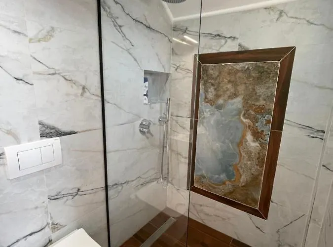 15 - Center Hotel 4*