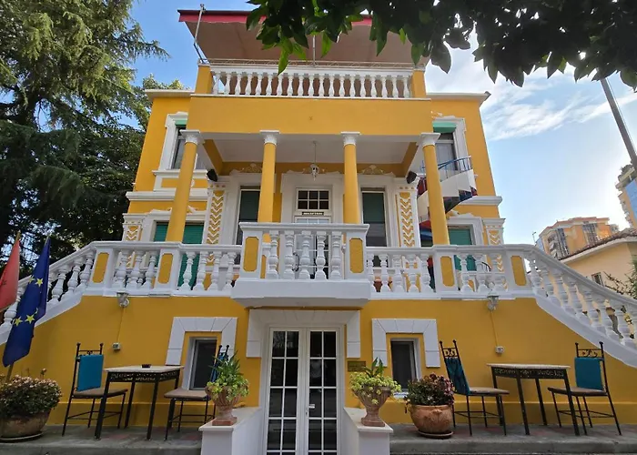 Hotel 15 - Center 3*