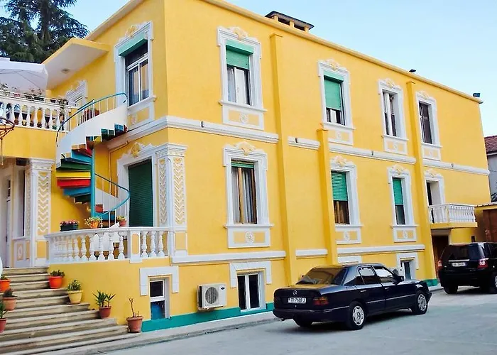 15 - Center Hotel 4*